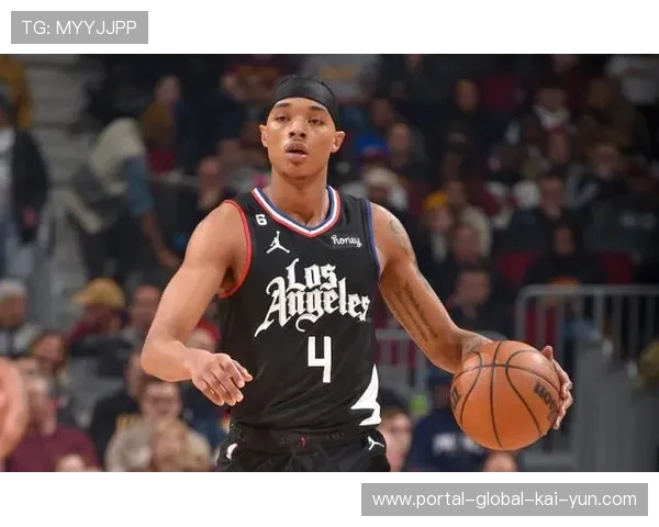 比尔髋部骨折赛季报销 快船侧翼得分点长期缺失